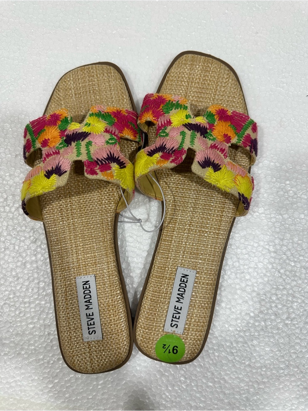 Steve Madden Tan Slides with Multicolor Floral Embroidery - Picture 2 of 4